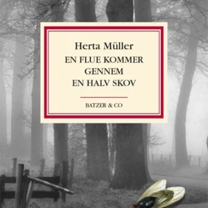 En flue kommer gennem en halv skov