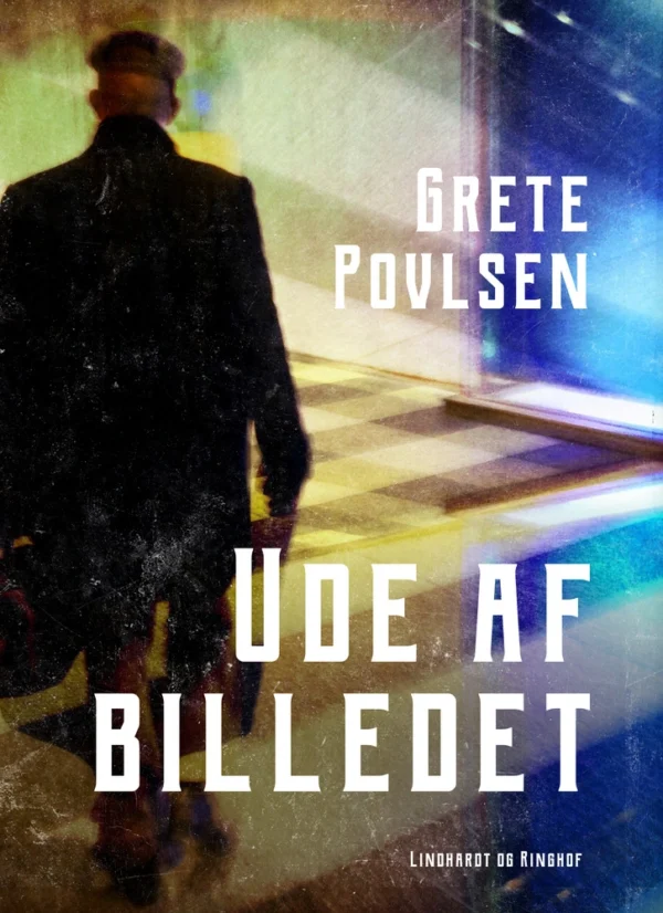 Ude af billedet