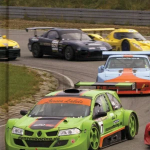Læs her: Motorsport
